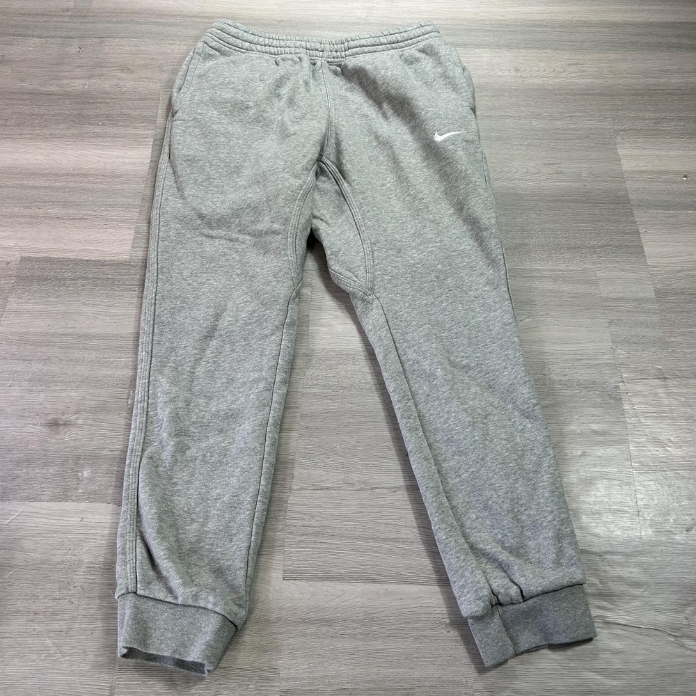 Nike Sweatpants Mens Medium Gray Fleece Jogger Elastic Waist‎ Pockets 826431-063